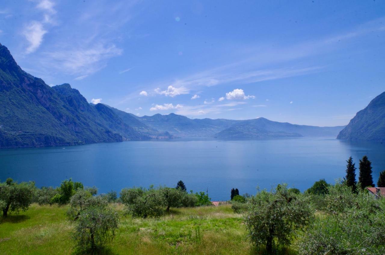 Casa Emilia Villa Riva di Solto Buitenkant foto