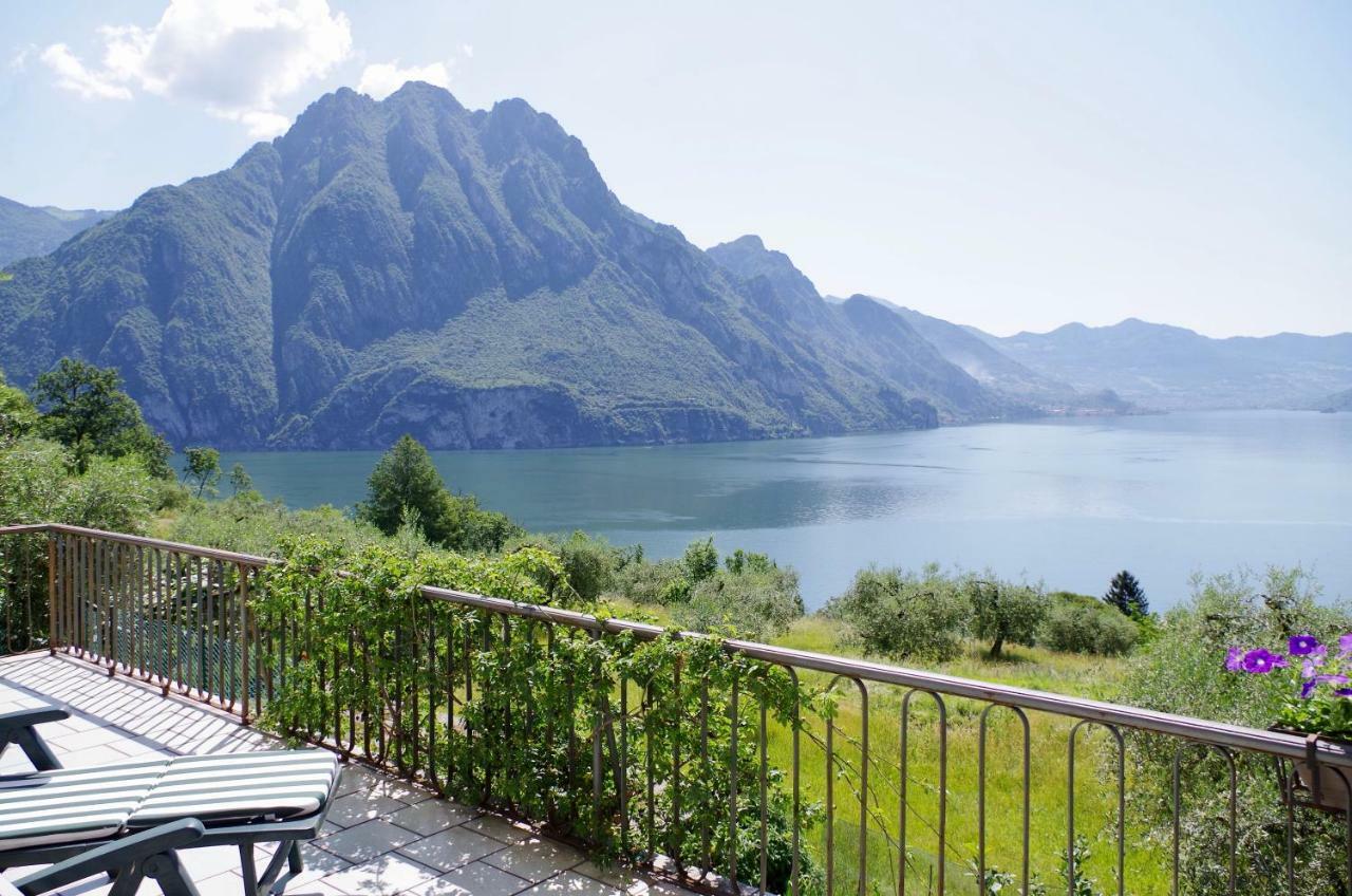 Casa Emilia Villa Riva di Solto Buitenkant foto