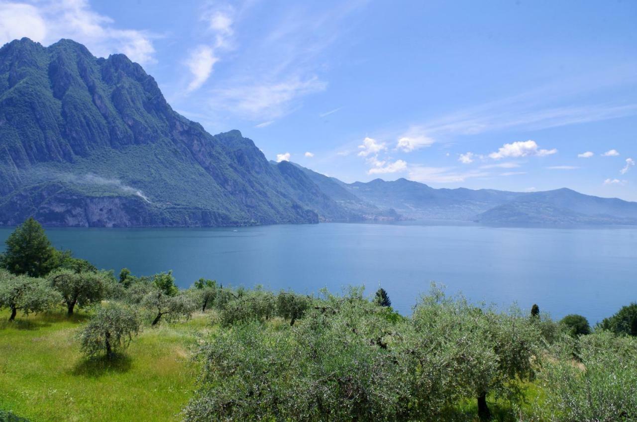 Casa Emilia Villa Riva di Solto Buitenkant foto